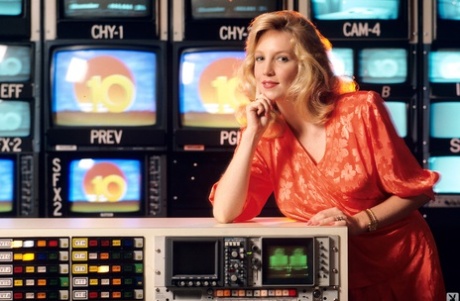 Blonde TV personality in sexy outfit Shelly Jamison shows her large tits